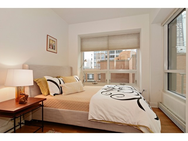 250 E Pearson St #1902, Chicago, IL 60611 photo 15