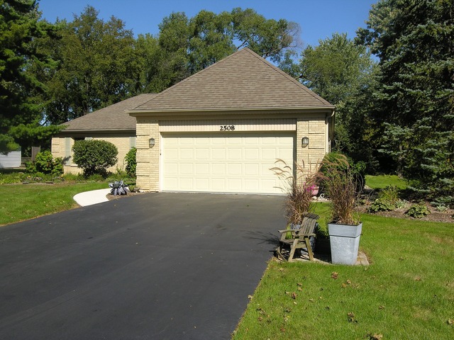 2508 Millcreek Ln, Rolling Meadows, IL 60008 photo 1