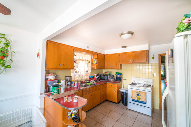 3043 N Austin Ave, Chicago, IL 60634 photo 9