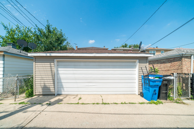 3043 N Austin Ave, Chicago, IL 60634 photo 25