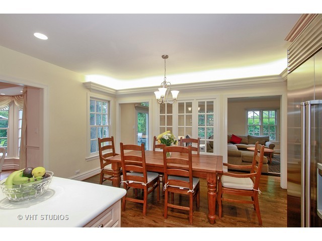 700 Chatham Rd, Glenview, IL 60025 photo 8