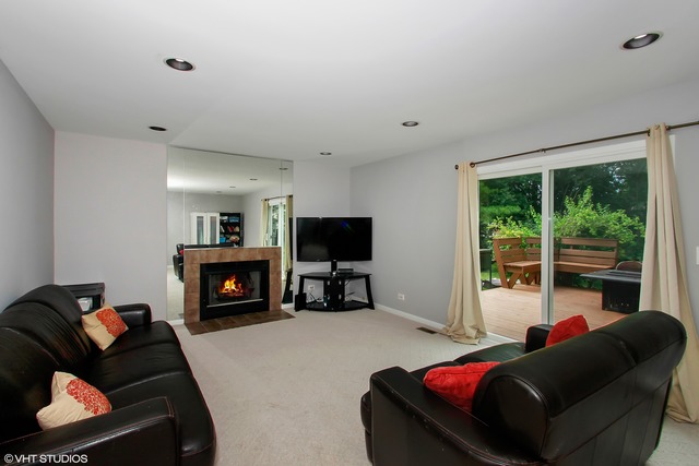 776 Gregor Ln, Wheeling, IL 60090 photo 7