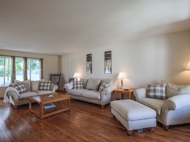 6212 Blue Ridge Dr, Plainfield, IL 60586 photo 3