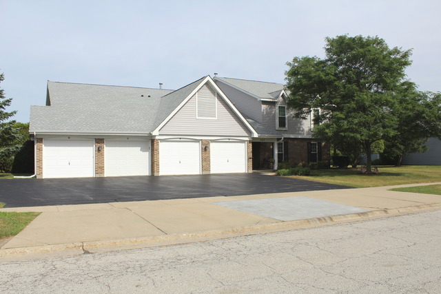 307 Creekside Trl #A, Mchenry, IL 60050 photo 1