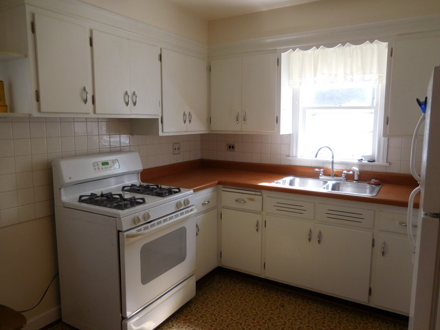 909 S 2nd Ave, Des Plaines, IL 60016 photo 13