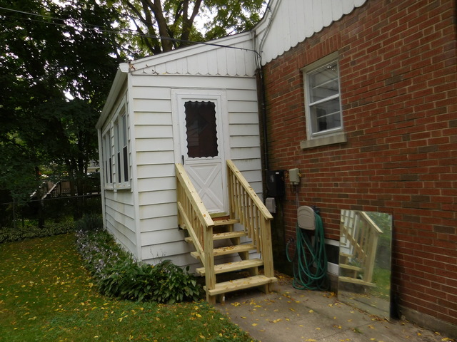 909 S 2nd Ave, Des Plaines, IL 60016 photo 16