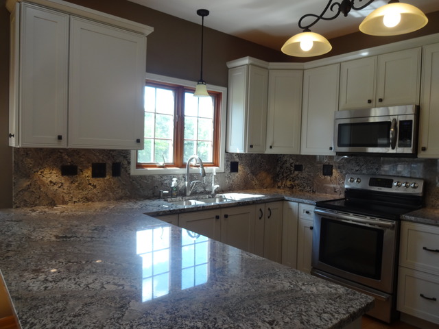 2888 Constance Ln, Marengo, IL 60152 photo 4