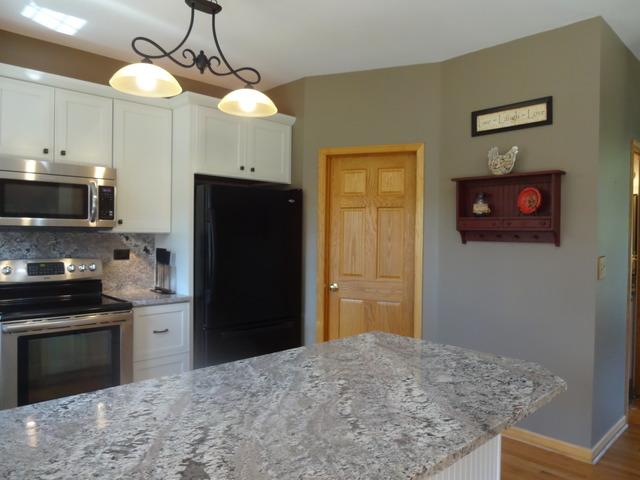 2888 Constance Ln, Marengo, IL 60152 photo 3