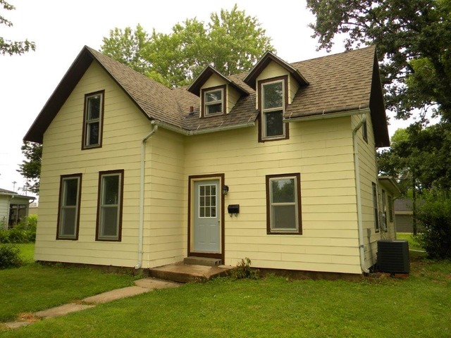303 E 5th St, Rock Falls, IL 61071 photo 1