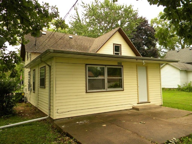 303 E 5th St, Rock Falls, IL 61071 photo 3
