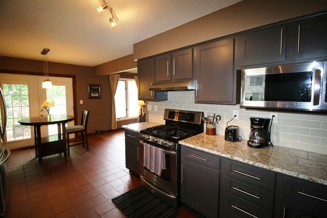 9533 Applegate Dr, Roscoe, IL 61073 photo 9