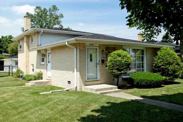 4444 Madison Ave, Brookfield, IL 60513 photo 1