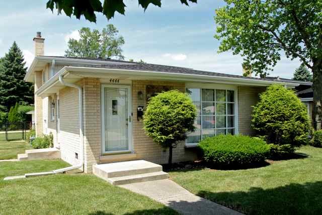 4444 Madison Ave, Brookfield, IL 60513 photo 3