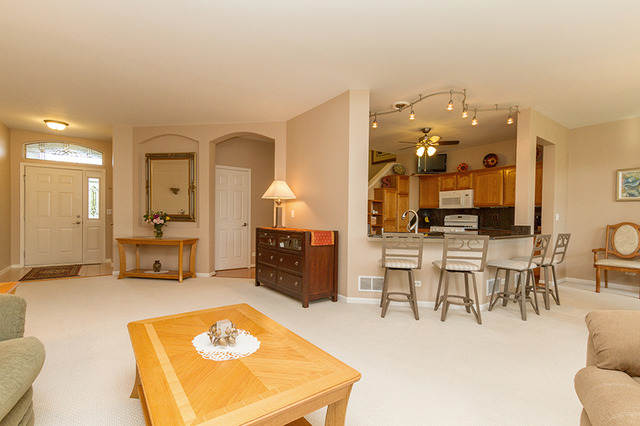 2494 Stonegate Rd, Algonquin, IL 60102 photo 7