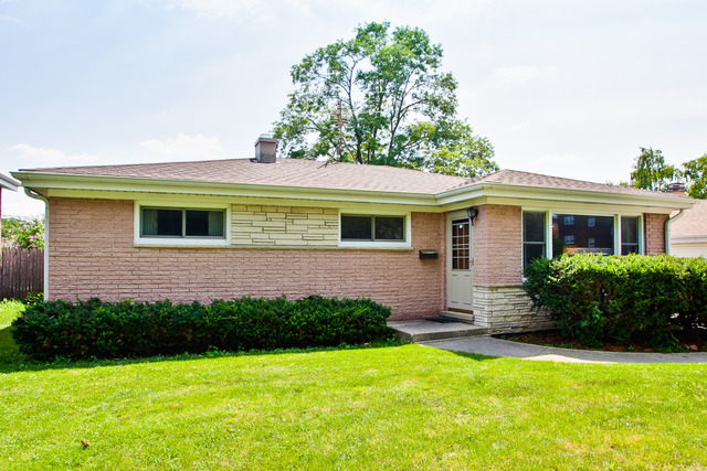 1037 Willson Dr, Des Plaines, IL 60016 photo 1