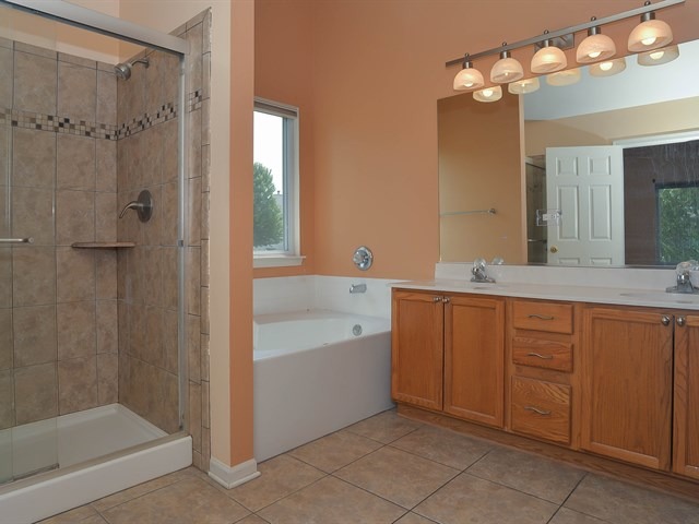 1922 Olde Mill Ln, Mchenry, IL 60050 photo 17