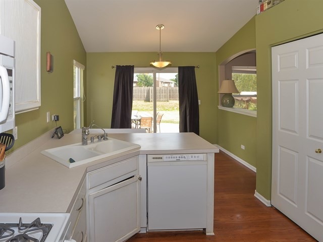 1922 Olde Mill Ln, Mchenry, IL 60050 photo 14