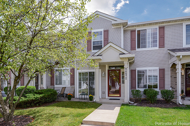 2271 Reflections Dr, Aurora, IL 60502 photo 1