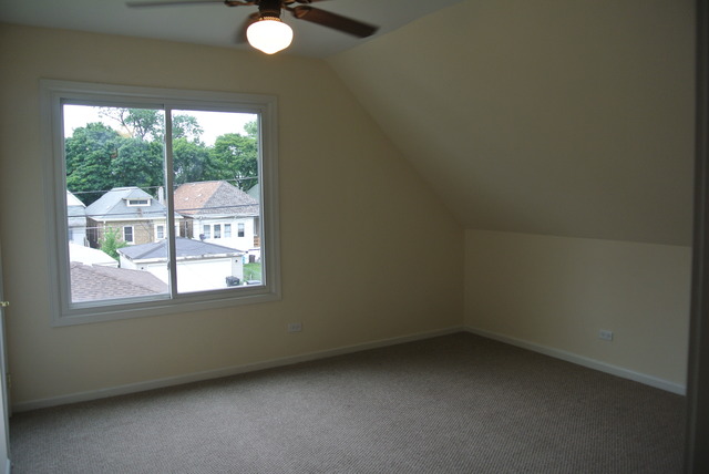 708 E 89th St, Chicago, IL 60619 photo 8