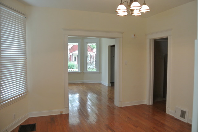 708 E 89th St, Chicago, IL 60619 photo 4