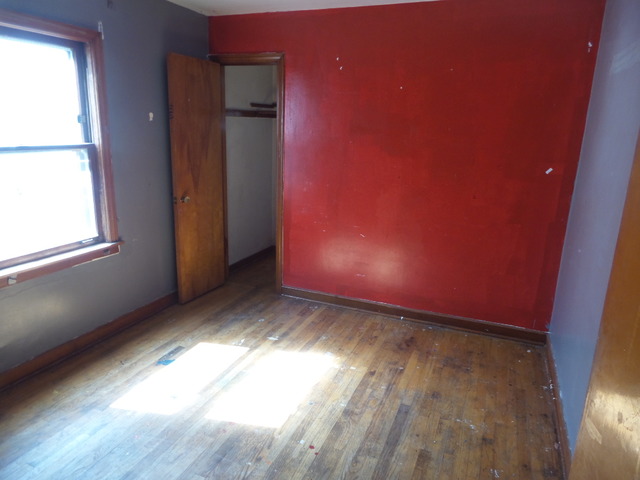 3847 W 66th Pl, Chicago, IL 60629 photo 4