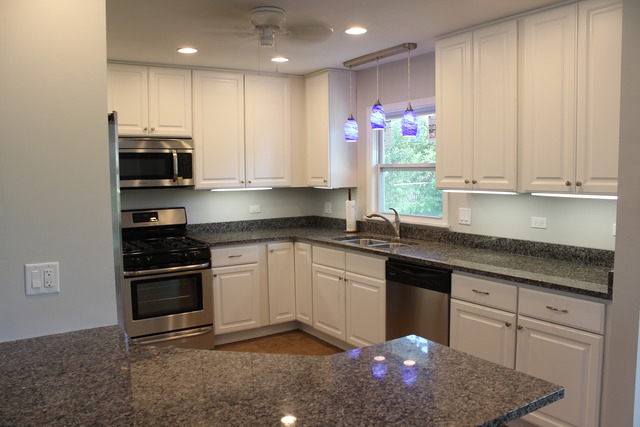 545 Norridge Ln, Hoffman Estates, IL 60169 photo 5