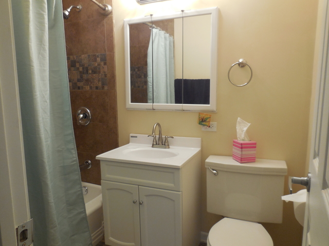 545 Norridge Ln, Hoffman Estates, IL 60169 photo 14