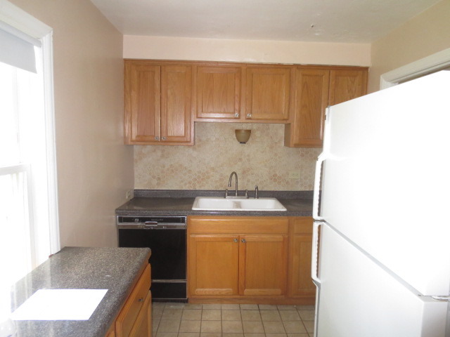 317 E Golf Rd, Des Plaines, IL 60016 photo 6
