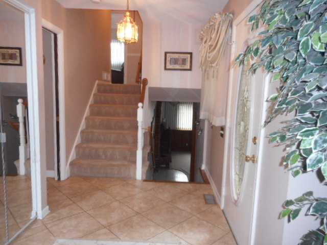 1706 W Stone Ave, Addison, IL 60101 photo 3