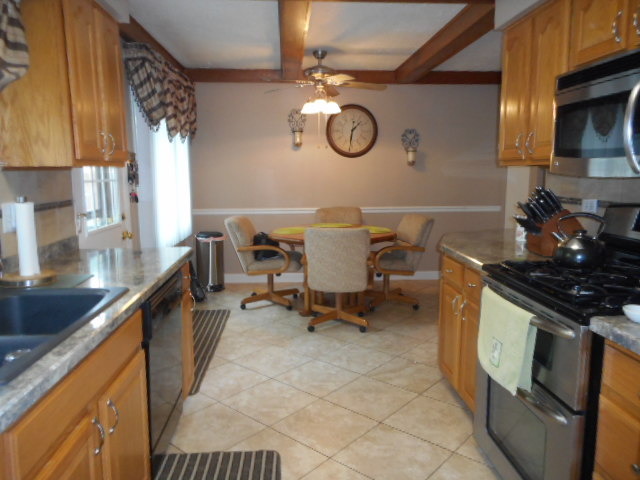 1706 W Stone Ave, Addison, IL 60101 photo 6