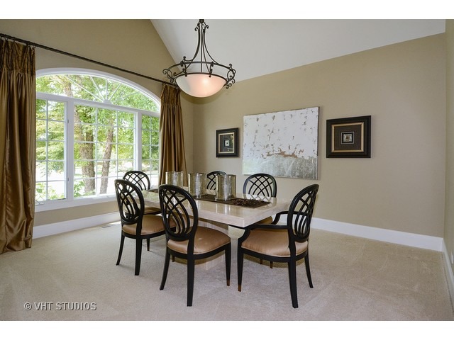 2408 Waterside Dr, Aurora, IL 60502 photo 8