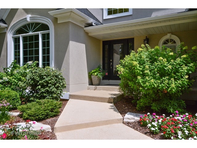 2408 Waterside Dr, Aurora, IL 60502 photo 2
