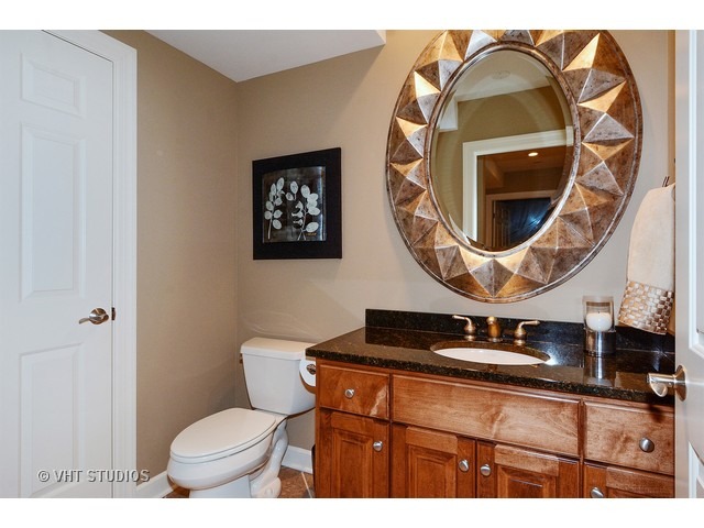 2408 Waterside Dr, Aurora, IL 60502 photo 17
