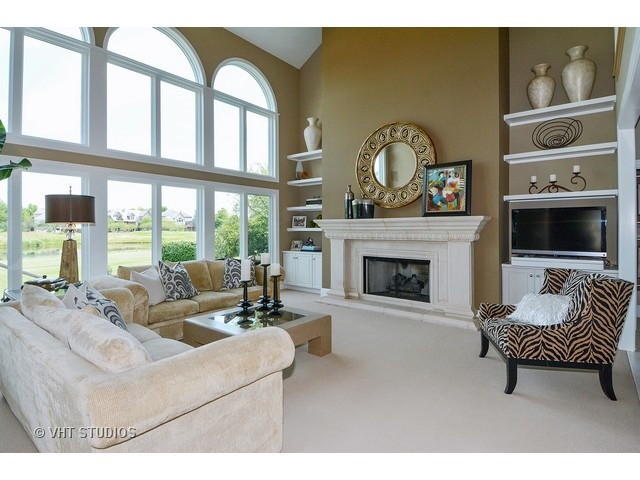 2408 Waterside Dr, Aurora, IL 60502 photo 3