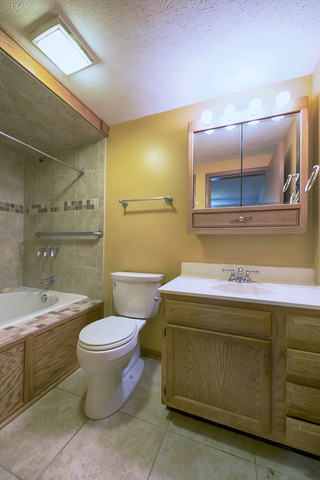 640 W Eureka St, Braidwood, IL 60408 photo 12