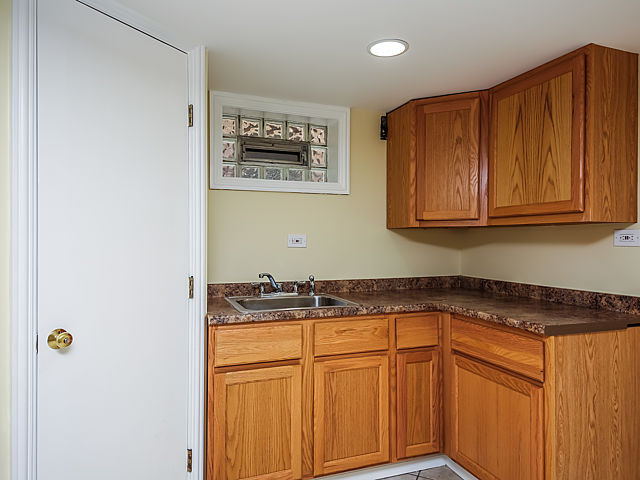 6316 S Keating Ave, Chicago, IL 60629 photo 19