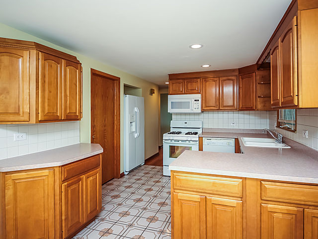 6316 S Keating Ave, Chicago, IL 60629 photo 5