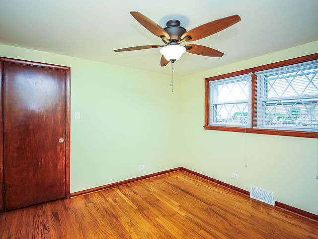 6316 S Keating Ave, Chicago, IL 60629 photo 8