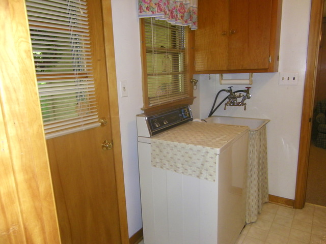 326 W Main St, Cary, IL 60013 photo 13