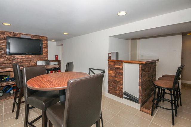 1746 W Pratt Blvd, Chicago, IL 60626 photo 17