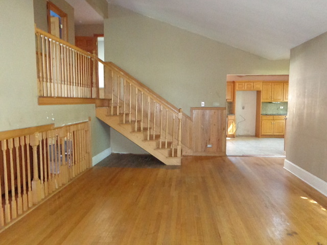 7736 S Ferdinand Ave, Bridgeview, IL 60455 photo 4