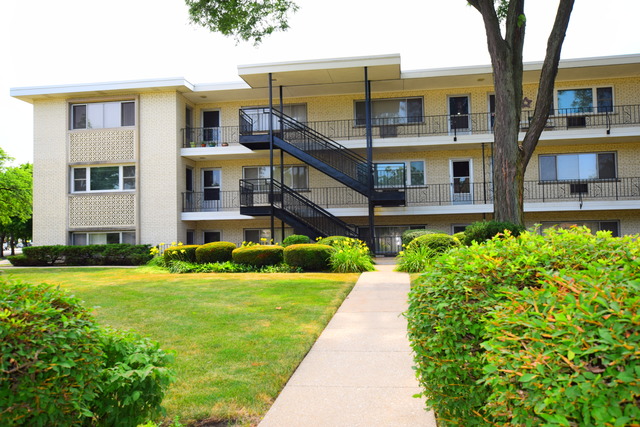 501 E Prospect Ave #2A, Mount Prospect, IL 60056 photo 1