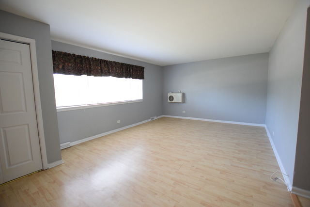 501 E Prospect Ave #2A, Mount Prospect, IL 60056 photo 6