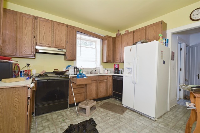 5807 N Artesian Ave, Chicago, IL 60659 photo 13