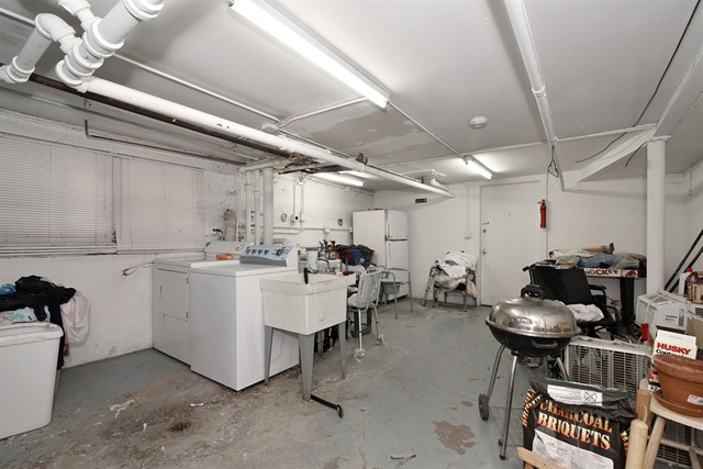 5807 N Artesian Ave, Chicago, IL 60659 photo 21