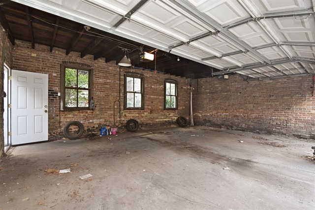 5807 N Artesian Ave, Chicago, IL 60659 photo 22