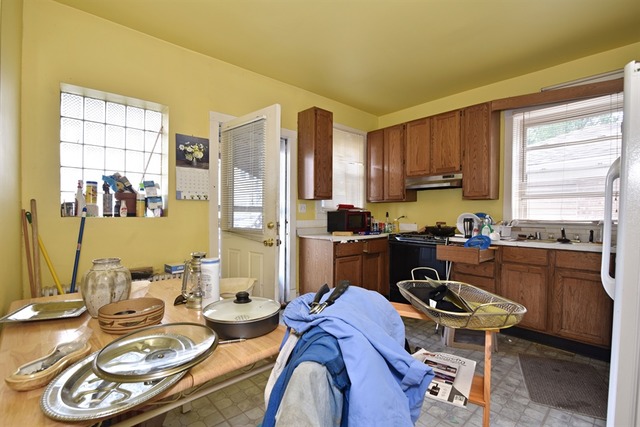 5807 N Artesian Ave, Chicago, IL 60659 photo 14