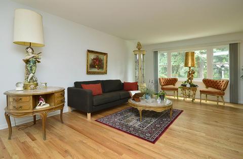 331 Dulles Rd, Des Plaines, IL 60016 photo 4