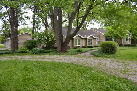 32 W480 Derby Rd, Wayne, IL 60184 photo 1