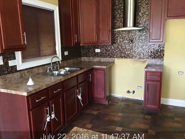 16620 Wolcott Ave, Markham, IL 60428 photo 5